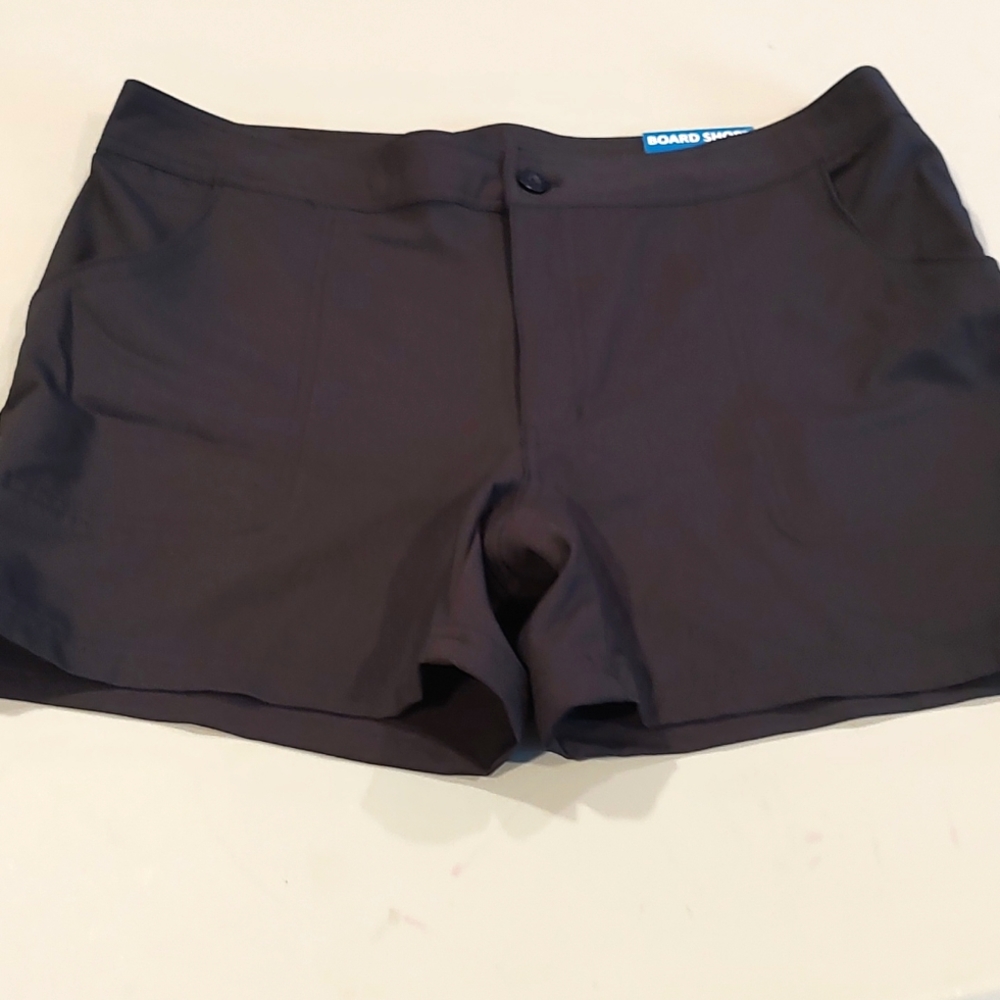 Reel Legends Black Board shorts sz 14 UPF 30, NWT